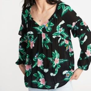 NWT black swing top floral print